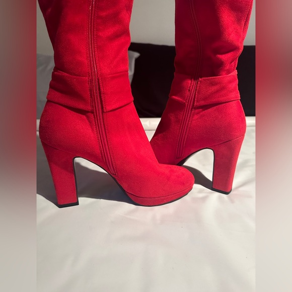 🔥Red Suede Like Fashion Boot Sz 7.5 - Picture 6 of 7